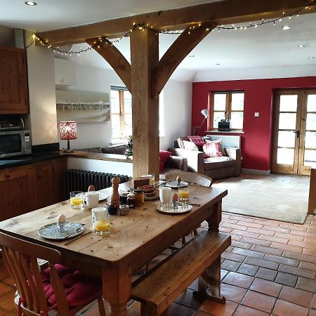 Delightful Cottage On The River Adur Close To Brighton & The Downs No Dogs Sorry Upper Beeding Экстерьер фото